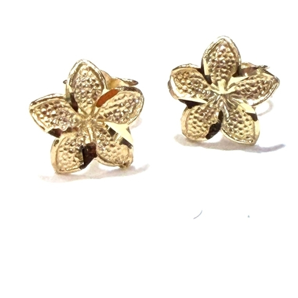 Gold Floral Stud Earrings - Women Jewelry